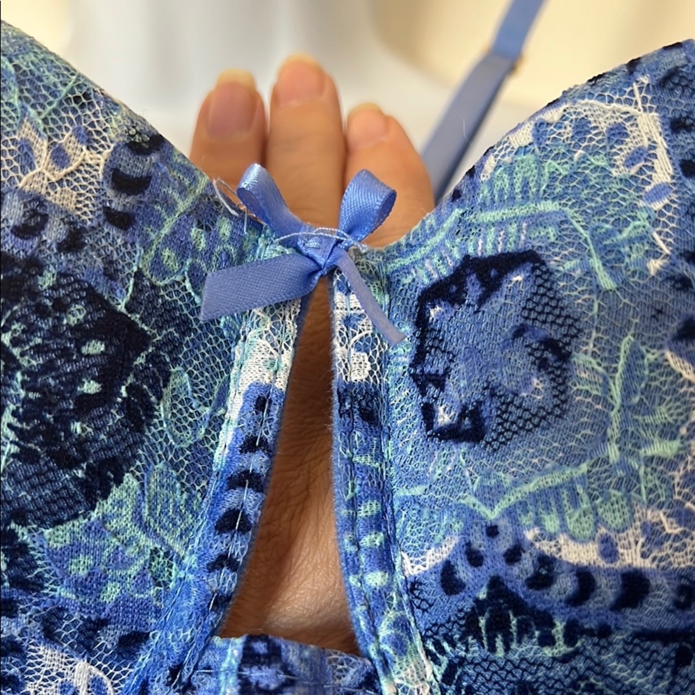 Body Frosting Blue Padded Bra with Underwire - Picture 2 of 8